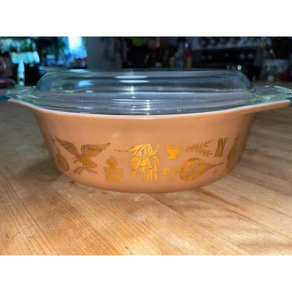 Vintage Pyrex Brown Gold Early Americana 1.5 Qt  043 Casserole Baking Dish W/Lid